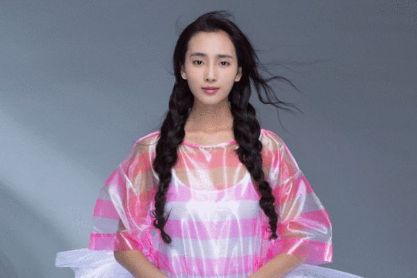 男人帮-朋友夏天 女一号夏天 原名 王紫璇,影视