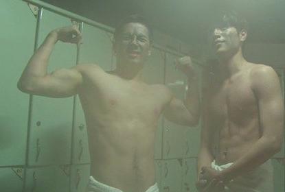 Roommate2李栋旭曹世豪徐康俊Jackson搬运煤饼,影视