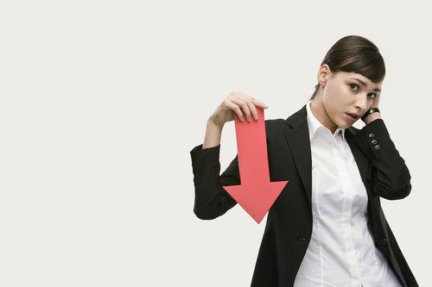 女人肾虚看8点：腰膝酸软脱发记忆力下降