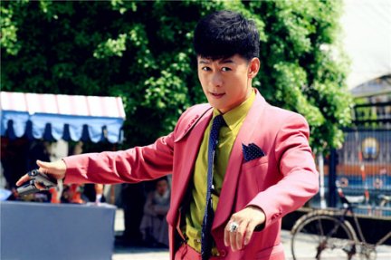 演员李健主演的电视剧我和她的传奇情仇 韩志杰
