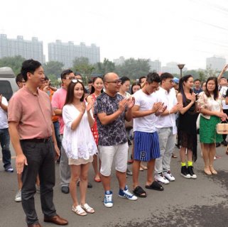 姚笛杜淳释小龙主演的电视剧爱的速递 杨一一